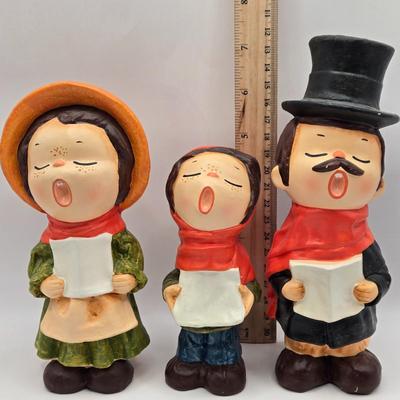 LOT 155L: Here We Come-A-Caroling. Vintage Caroling Figures