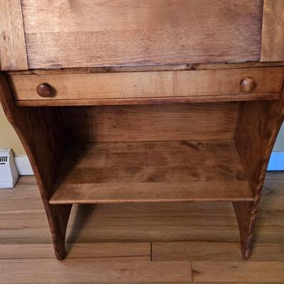 LOT 139L: Secretary Desk