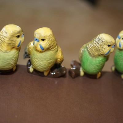 CERAMIC ARTS STUDIO SHELF SITTERS " PUDGIE AND BUDGIE" PARAKEETS