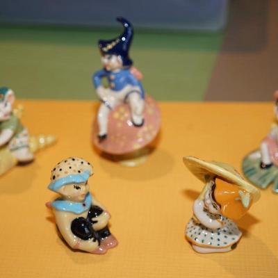 CERAMIC ARTS STUDIO MADISON, WI. PIXIES / FAIRIES AND KNOMES ON MUSHROOM PEDESTALS.