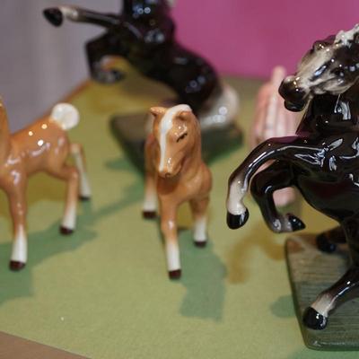 CERAMIC ARTS STUDIO MADISON, WI. GROUPING OF HORSES, BLACK, PINK , BROWN & WHITE (5)