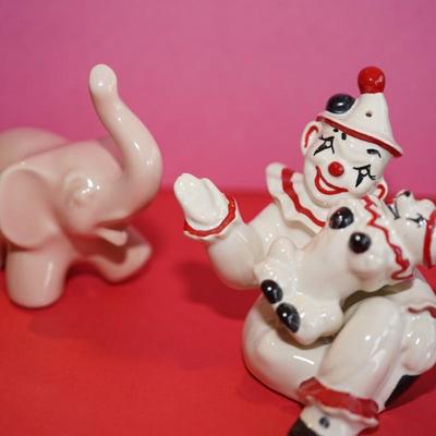 CERAMIC ARTS STUDIO CIRCUS CLOWN/ DOG SALT AND PEPPER & PINK ELEPHANT