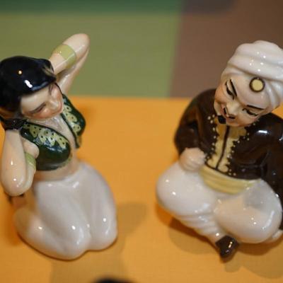CERAMIC ARTS STUDIO SHIEK AND HAREM DANCERS
