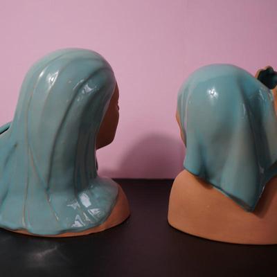 CATALINA POTTERY HEAD VASES TERRA COTTA W/ GLAZED SCARVES.