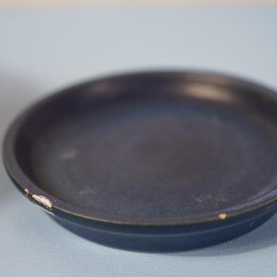 ROSEVILLE FUCHSIA BLUE FLOWERPOT W/ UNDERPLATE