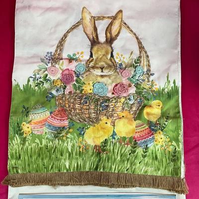 Lot H 904 Easter Tabletop Decor Lot