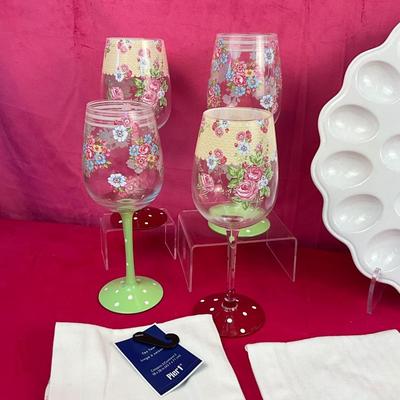 Lot H 913 Pier 1 Tea Towels & Platter Lot