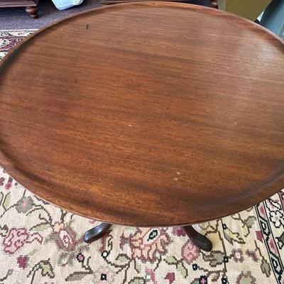 Mahogany Round Table