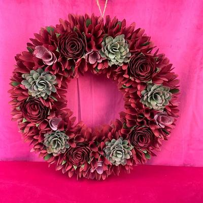 Lot J 931 Pier 1 Wooden Wreath & Floral Arrangement