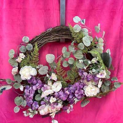 Lot K 937 Eucalyptus Garland & Pier 1 Wreath