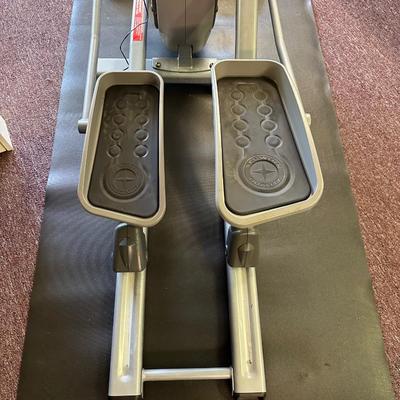 SCHWINN 420 Elliptical