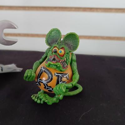 2 RAT FINK FIGURES