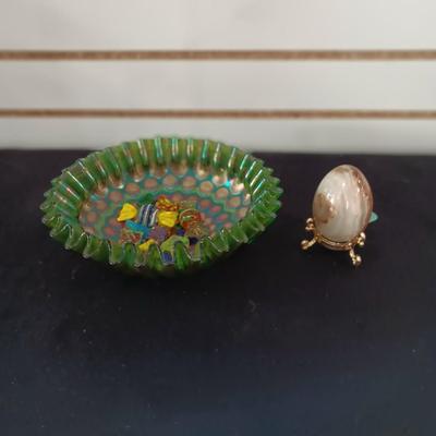 GREEN CARNIVAL GLASS RUFFLED BOWL AND A MARBLE EGG