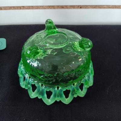 GREEN PEARLS AND SCALES FOOTED ROSE BOWL & FOOTED GLASS BOWL