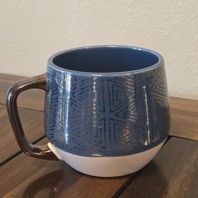 (2) Large Coffe Mugs and Personal Size French Press Coffee Maker