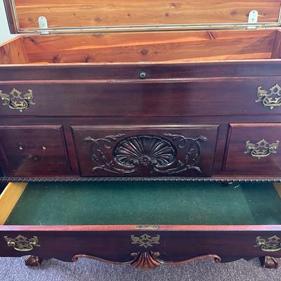 LANE Colonial Low Boy Cedar Chest
