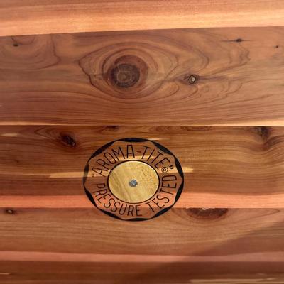 LANE Colonial Low Boy Cedar Chest