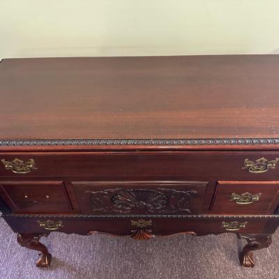 LANE Colonial Low Boy Cedar Chest