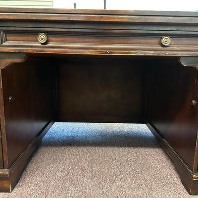 Hooker Furniture Executive Office Desk