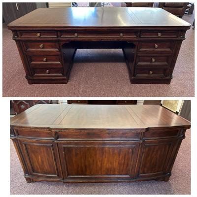 Hooker Furniture Executive Office Desk