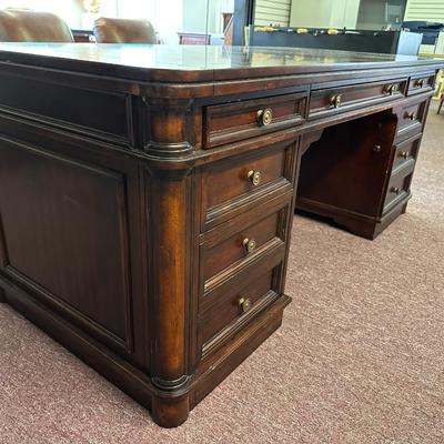 Hooker Furniture Executive Office Desk