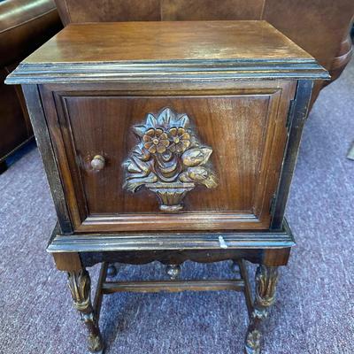 Vintage Humidor Smoking Stand with Copper Lining