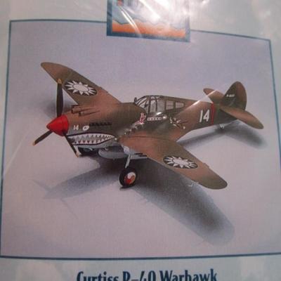Hallmark Legends of Flight, Curtiss P-40 Warhawk
