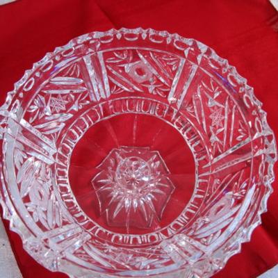 Crystal footed compote bowl