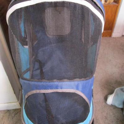 Pet Gear pet stroller with zippered mesh enclosure