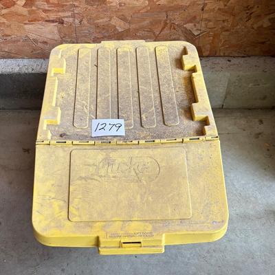 Feed Bin