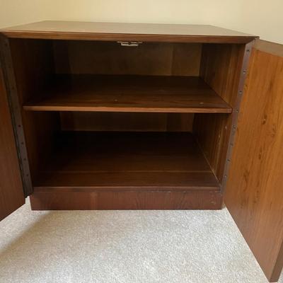 MCM Style Cabinet & Metal Table Lamp (PB-MG)