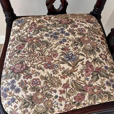 Chippendale Carved Corner Chair with Claw Feet (SR-RG)