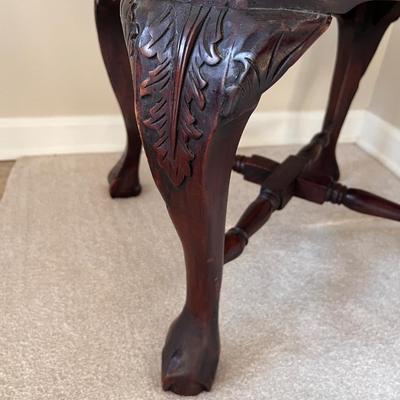 Chippendale Carved Corner Chair with Claw Feet (SR-RG)