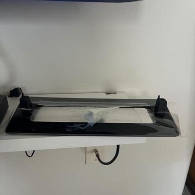 32” Sony TV, Sony DVD Player & Roku Stick (PB-MG)
