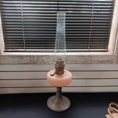 ALADDIN KEROSENE PINK LAMP
