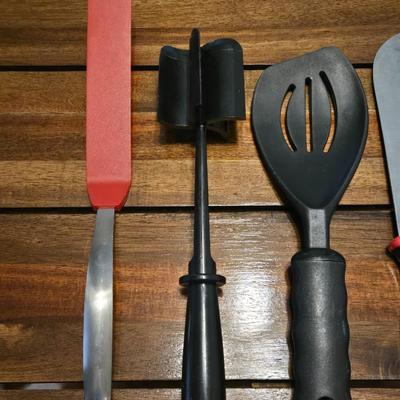 Kitchen Utensils Lot