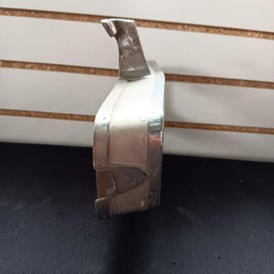 MUSTANG FRONT GRILL EMBLEM