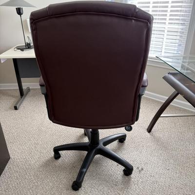 Glass Top Desk and Leather Office Chair (O-BM)