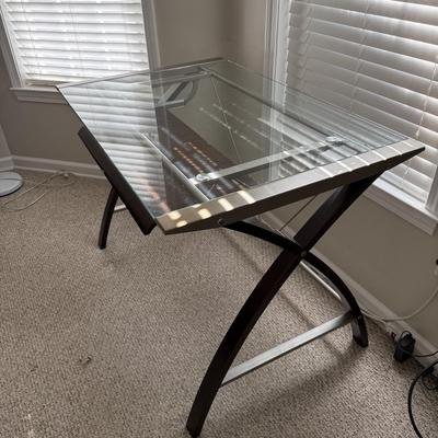 Glass Top Desk and Leather Office Chair (O-BM)