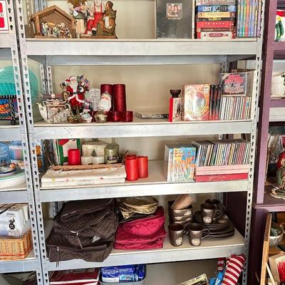 Garage- Christmas Household - DVDs Complete Seinfeld
