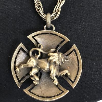 Leo. Statement Necklace Vintage