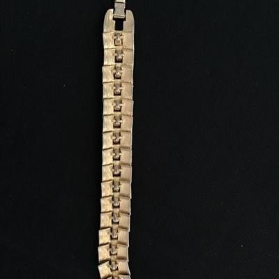 Beautiful Lisner Rhinestone Bracelet