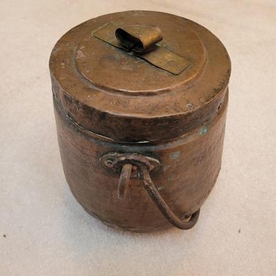 Antique-Style Hammered Copper Pot (LR-EL)