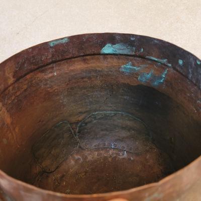 Antique-Style Hammered Copper Pot (LR-EL)