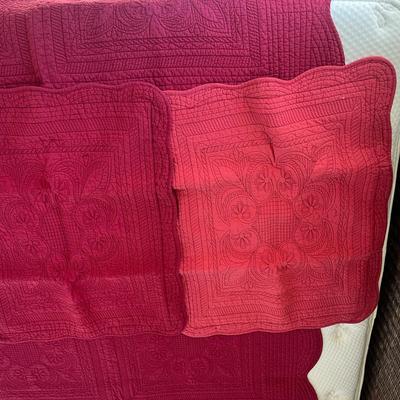 Collection of Quilts & Bed Covers (PB-MG)