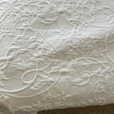 Collection of Quilts & Bed Covers (PB-MG)