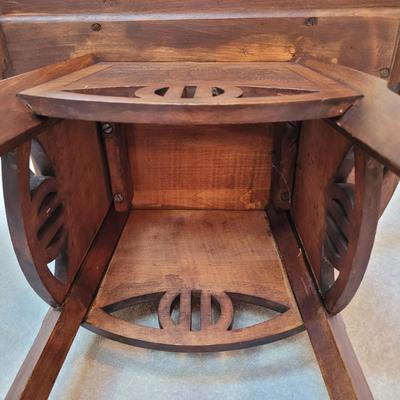 Antique Smoking Table (DR-EL)