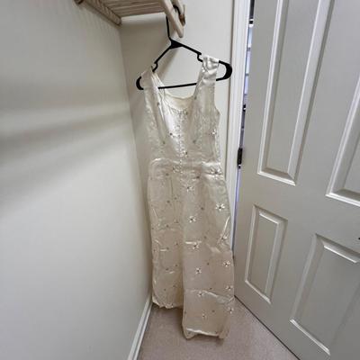 Satin Wedding Dress W/ Veil, Bolero Jacket & More (PB-RG)