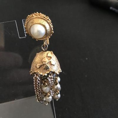 Vintage Clip on Earrings