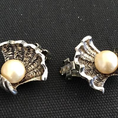 Judy Lee Clam Pearl Earrings
